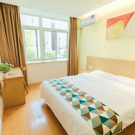 Shell Shanghai Jiadingbei Subway Station Shuping Road Hotel Экстерьер фото